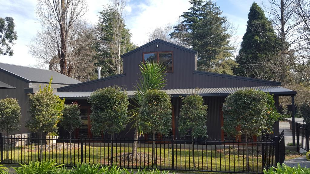 Hostal Montrose Barn House Exterior foto